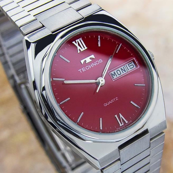 Technos Luxury Stainless Steel 35mm Quartz 1980s Swiss Made Mens Dress Watch