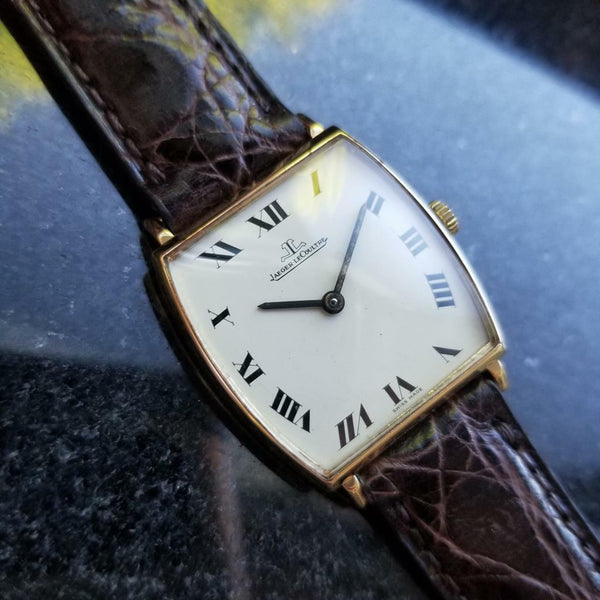 JAEGER LECOULTRE Men's Midsize/Unisex 18K Gold Tonneau Classic c.1960s